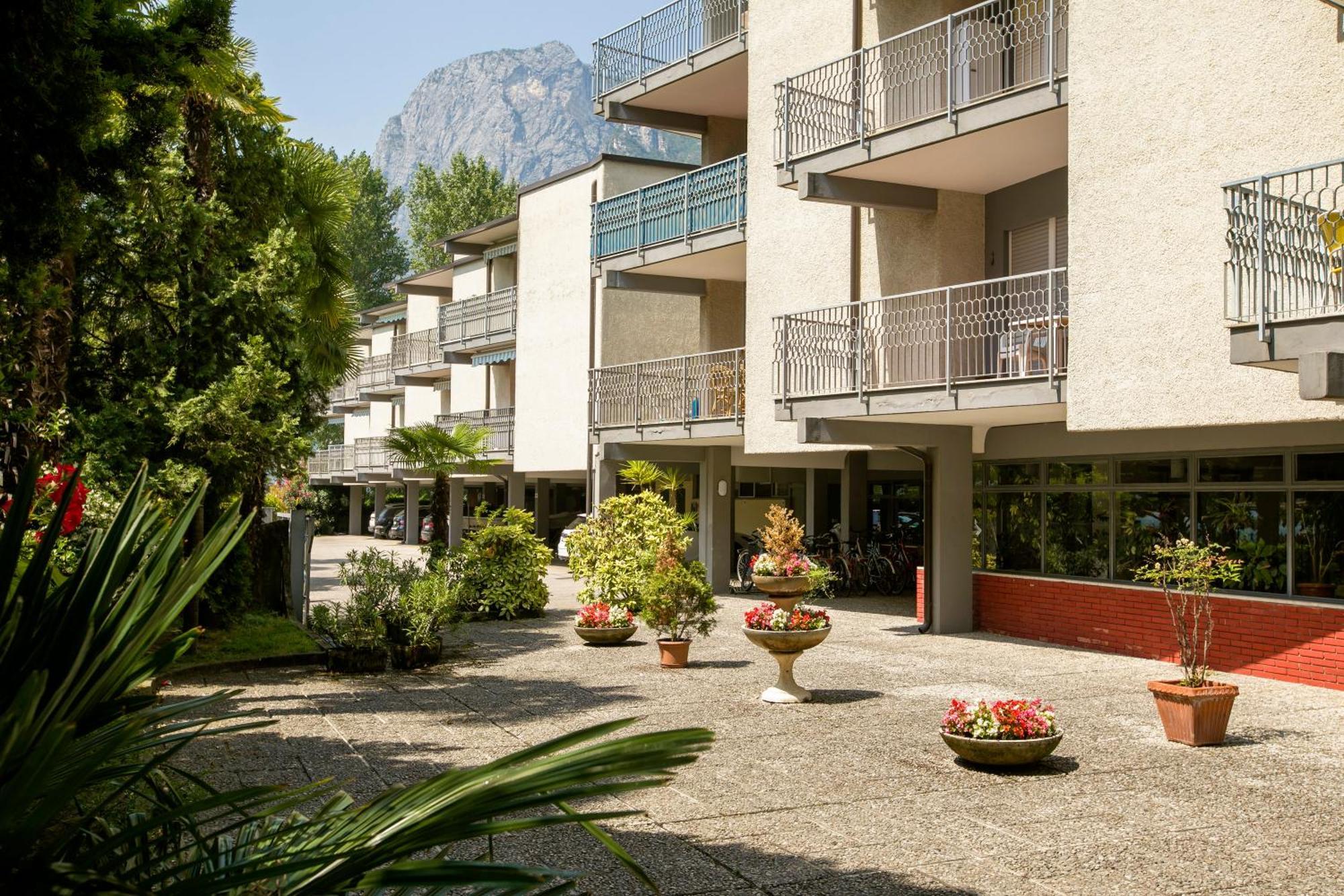 Residenza Lago D'Argento - Happy Rentals Рива-дель-Гарда Екстер'єр фото
